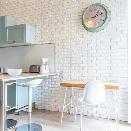Le Tiffany, Beau T2 En Duplex, Beaux Arts Apartment