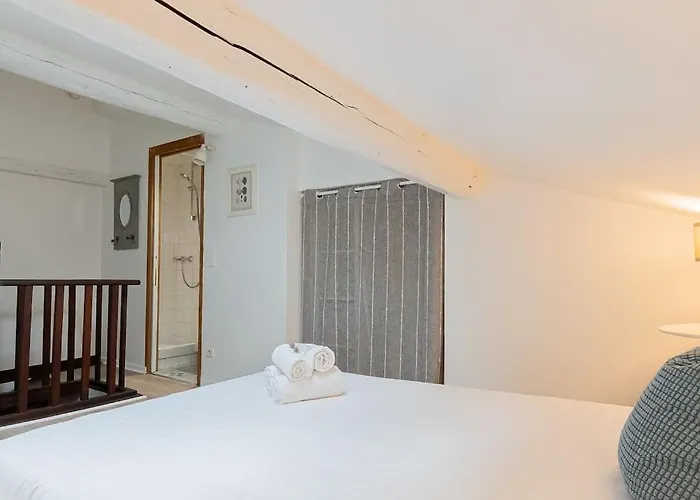 Le Tiffany, Beau T2 En Duplex, Beaux Arts Montpellier