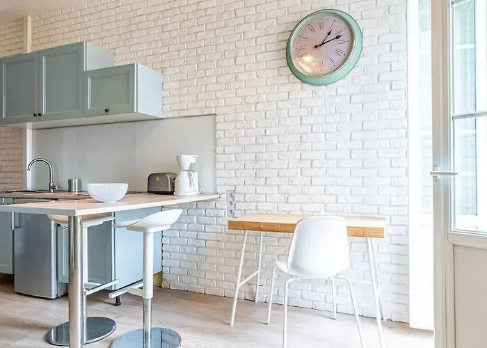 Le Tiffany, Beau T2 En Duplex, Beaux Arts Apartmán